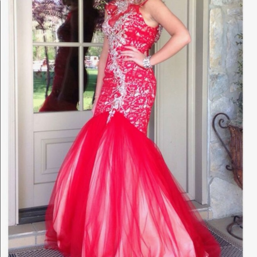 Mac Duggal Prom Dress
